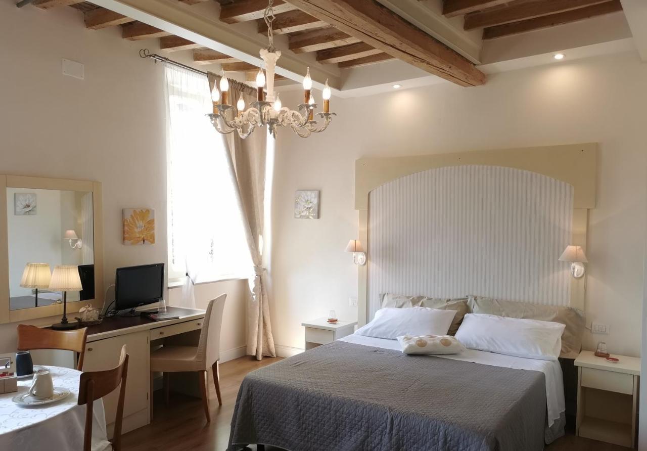 Ariediparma - Rooms&Apartments Экстерьер фото